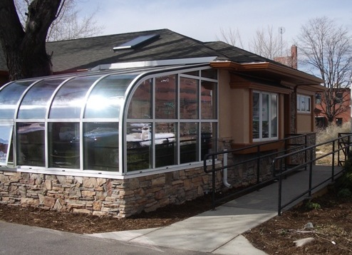 Sunroom_Screen_Exterior_Photo.jpg